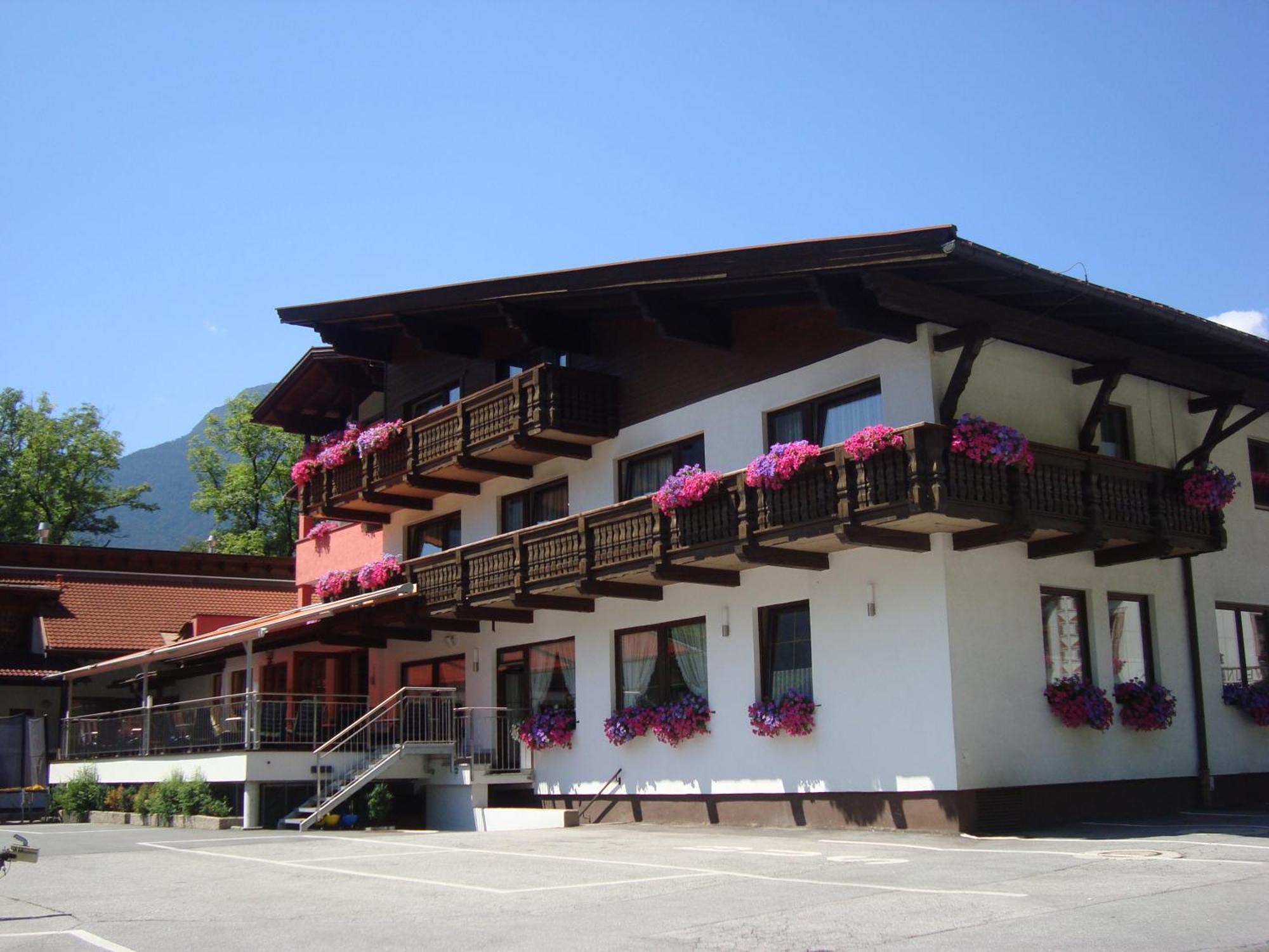 Hotel Auderer Имст Экстерьер фото