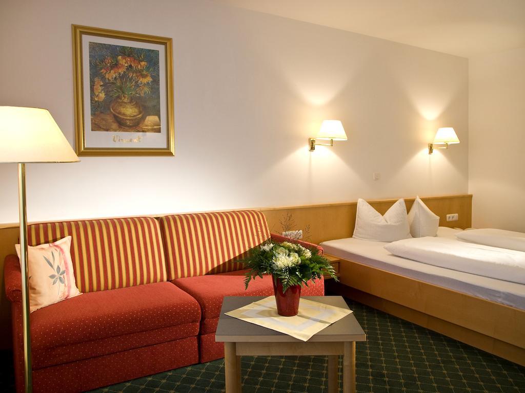 Hotel Auderer Имст Экстерьер фото